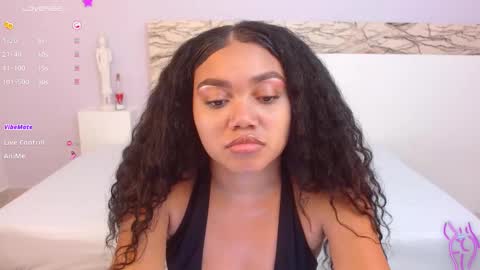 Snapshot of jasminerose7 chatting on 02-25-25, 07:52 Jasmine Rose online show from 02-25-25, 07:52