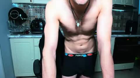 Snapshot of jason_marz chatting on 01-31-25, 04:27 JasoN online show from 01-31-25, 04:27