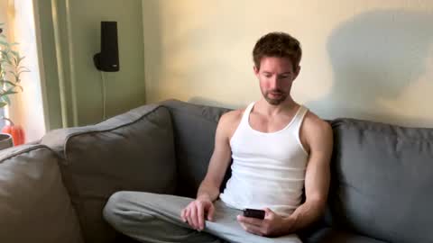 Snapshot of jasonberg29 chatting on 12-12-24, 08:14 Jason online show from 12-12-24, 08:14