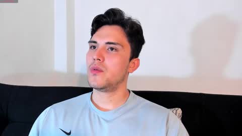 Snapshot of jasonxd98 chatting on 01-12-26, 02:39 Jason online show from 01-12-26, 02:39