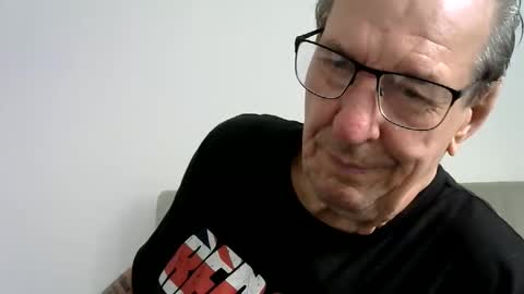 Snapshot of jaspal55 chatting on 06-06-26, 02:00 jaspal55 online show from 06-06-26, 02:00