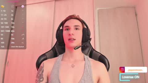 Snapshot of jasper__thompson chatting on 10-13-25, 09:15 jasper__thompson online show from 10-13-25, 09:15