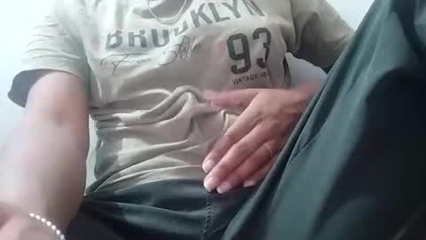 jasspreettt online show from 04-17-26, 04:26