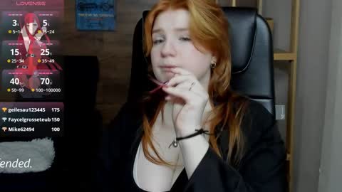 Snapshot of java_fire chatting on 01-29-25, 01:37 Katerina online show from 01-29-25, 01:37