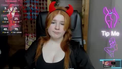 Snapshot of java_fire chatting on 02-14-25, 01:23 Katerina online show from 02-14-25, 01:23