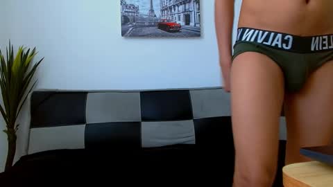 Snapshot of javier288038 chatting on 09-28-25, 12:10 javier288038 online show from 09-28-25, 12:10