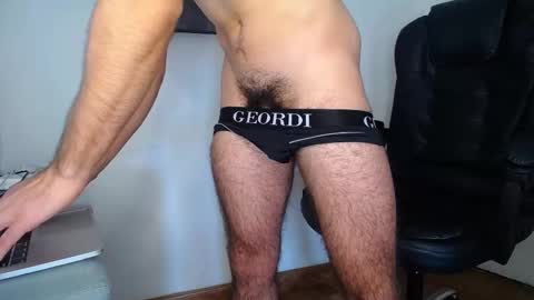 Snapshot of javierandaniel chatting on 02-22-25, 04:40 Javier online show from 02-22-25, 04:40