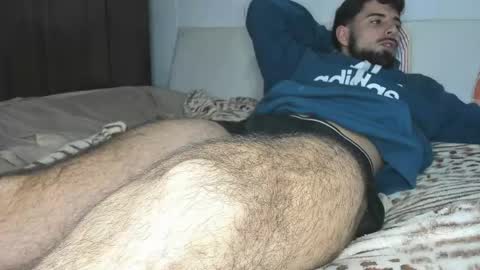 Javier  online show from 05-11-26, 03:07
