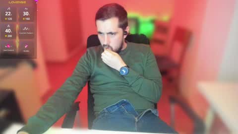 Snapshot of javierduro24 chatting on 01-12-25, 07:42 javierduro24 online show from 01-12-25, 07:42