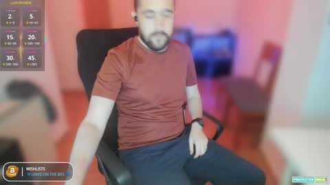 Snapshot of javierduro24 chatting on 09-28-25, 03:17 javierduro24 online show from 09-28-25, 03:17