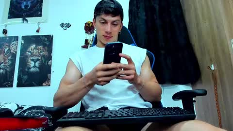 Javier online show from 03-01-25, 03:53