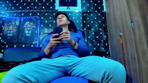 Javier online show from 09-17-25, 12:01