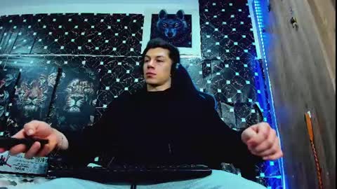 Javier online show from 06-14-26, 05:09