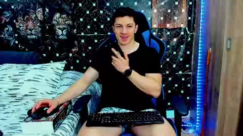 Javier online show from 07-10-26, 04:09