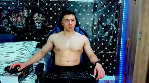 Javier online show from 07-14-26, 05:12
