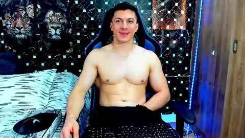 Javier online show from 07-18-26, 05:39