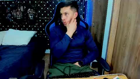 Javier online show from 07-27-26, 12:06