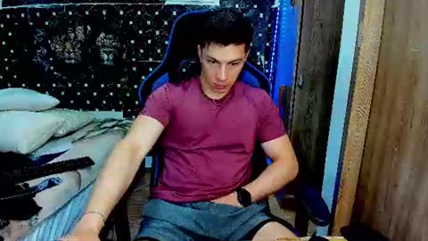Javier online show from 07-28-26, 05:47