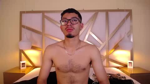 Snapshot of jaxon_carter chatting on 11-30-25, 08:35 jaxon_carter online show from 11-30-25, 08:35