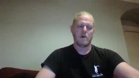 Snapshot of jaxx7777 chatting on 11-21-25, 08:35 jaxx7777 online show from 11-21-25, 08:35