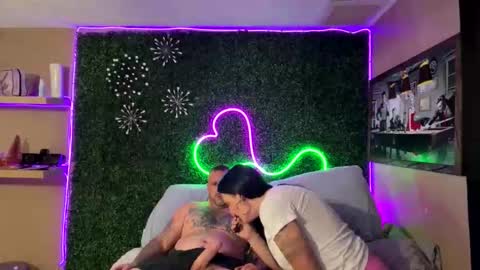 jay_banks0420 online show from 12-01-25, 05:56