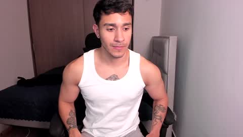 Snapshot of jay_marcos chatting on 12-19-24, 05:29 Jay marcos online show from 12-19-24, 05:29