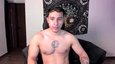 Snapshot of jay_marcos chatting on 02-13-25, 04:22 Jay marcos online show from 02-13-25, 04:22