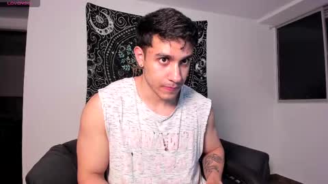 Snapshot of jay_marcos chatting on 02-20-25, 04:39 Jay marcos online show from 02-20-25, 04:39
