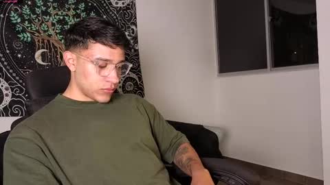 Snapshot of jay_marcos chatting on 10-06-25, 01:58 Jay marcos online show from 10-06-25, 01:58