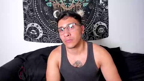 Snapshot of jay_marcos chatting on 10-13-25, 04:23 Jay marcos online show from 10-13-25, 04:23
