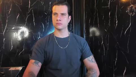 Snapshot of jayalvarrez_ chatting on 06-17-26, 01:12 Jay Alvarrez online show from 06-17-26, 01:12