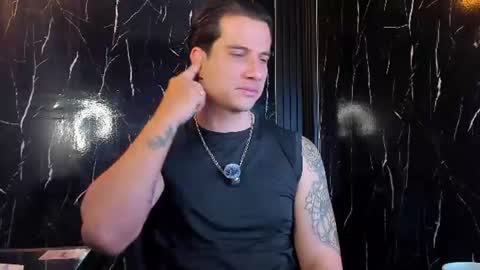Snapshot of jayalvarrez_ chatting on 06-21-26, 01:13 Jay Alvarrez online show from 06-21-26, 01:13