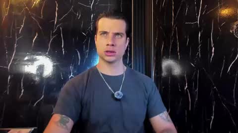 Snapshot of jayalvarrez_ chatting on 07-04-26, 12:33 Jay Alvarrez online show from 07-04-26, 12:33