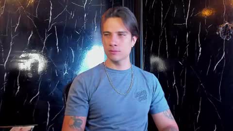Snapshot of jayalvarrez_ chatting on 07-11-26, 01:36 Jay Alvarrez online show from 07-11-26, 01:36