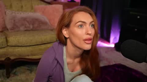 Snapshot of jaybeitsme chatting on 07-06-26, 03:47 JennyBlighe online show from 07-06-26, 03:47