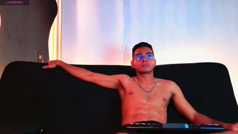 Jay online show from 11-12-25, 03:07