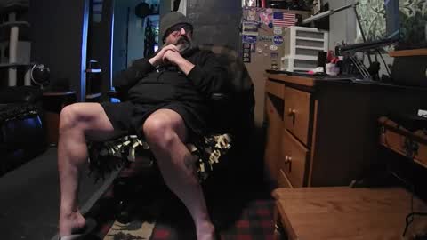 Snapshot of jaycanbefun chatting on 11-11-25, 10:32 Grand Zaddy or Jay its casual online show from 11-11-25, 10:32