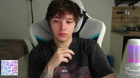 Jayce online show from 12-21-25, 02:41