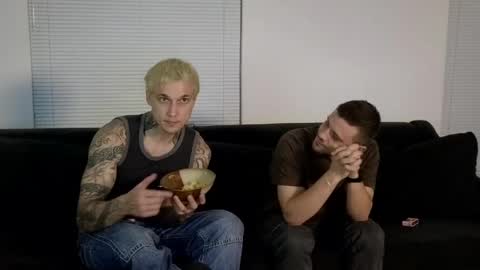 Snapshot of jaycex_69 chatting on 05-19-26, 06:03 THE HOUSE online show from 05-19-26, 06:03