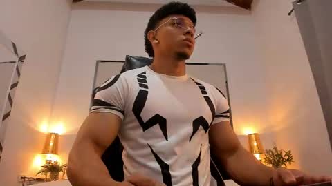 Snapshot of jaydenvance chatting on 06-25-26, 05:56 JAYDEN online show from 06-25-26, 05:56