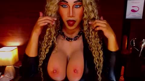 Snapshot of jayetan chatting on 10-20-25, 12:16 jayetan online show from 10-20-25, 12:16