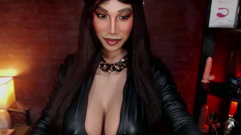 Snapshot of jayetan chatting on 11-19-25, 10:26 jayetan online show from 11-19-25, 10:26