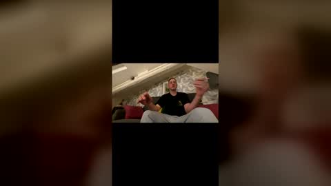 Snapshot of jayfrance40 chatting on 02-06-26, 06:55 Jay online show from 02-06-26, 06:55