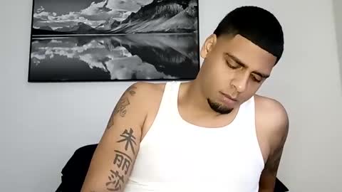 Snapshot of jaysofly89 chatting on 12-19-24, 06:12 Jayfly online show from 12-19-24, 06:12