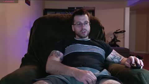 Snapshot of jayxcee_official chatting on 04-12-26, 03:44 jayxcee OFFICIAL online show from 04-12-26, 03:44
