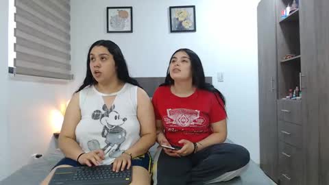 Snapshot of jazmin_dharius chatting on 04-23-26, 11:20 Jazmin and Scarlett online show from 04-23-26, 11:20