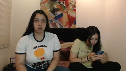 Snapshot of jazmin_dharius chatting on 06-20-26, 03:15 Jazmin and Scarlett online show from 06-20-26, 03:15