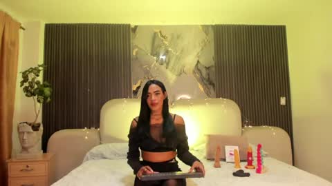 Jazminrusso  online show from 05-01-26, 06:18