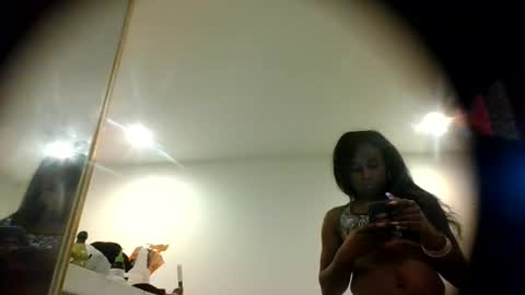 Jazzystelo online show from 10-18-25, 05:32