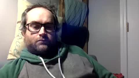 Snapshot of jbone456 chatting on 10-17-25, 11:07 jbone456 online show from 10-17-25, 11:07